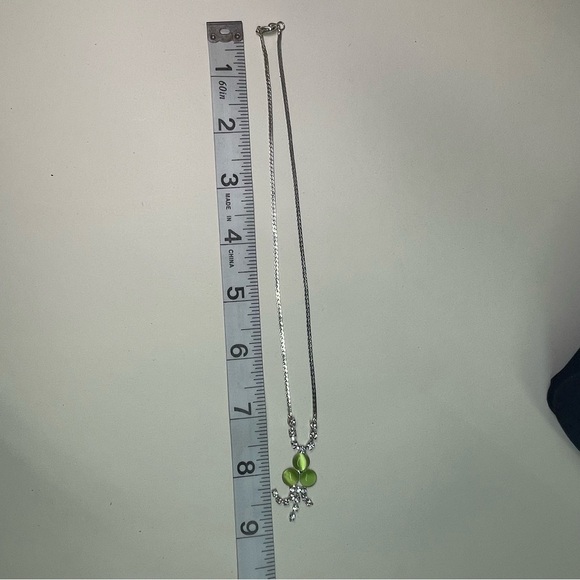 Silver Tone Necklace with Green Clover-style Pendant with Rhinestones - Picture 6 of 6